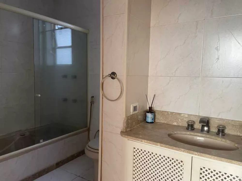 Cobertura, 3 quartos, 218 m² - Foto 11