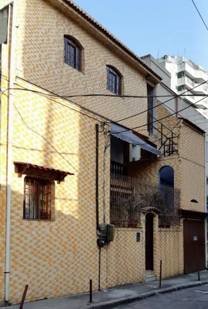 Casa, 5 quartos, 242 m² - Foto 2