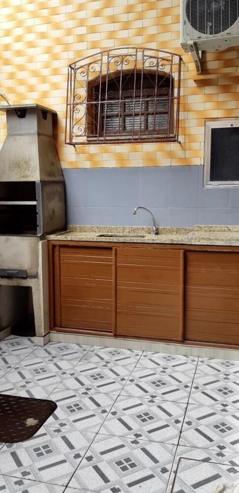 Casa, 5 quartos, 242 m² - Foto 4