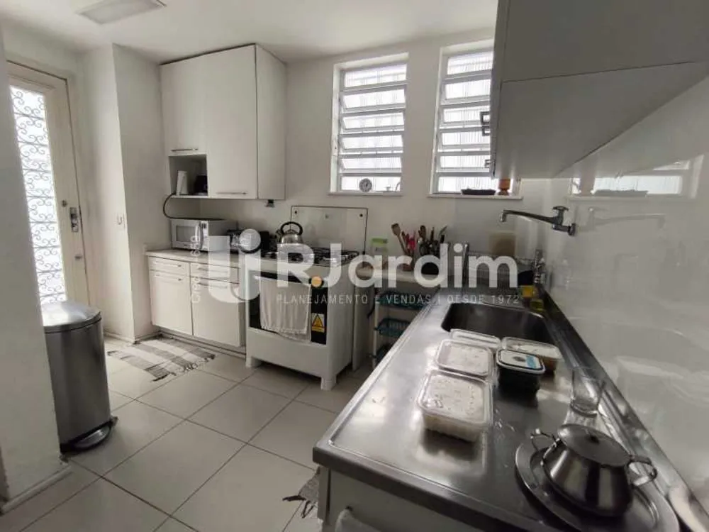 Casa, 4 quartos, 207 m² - Foto 1