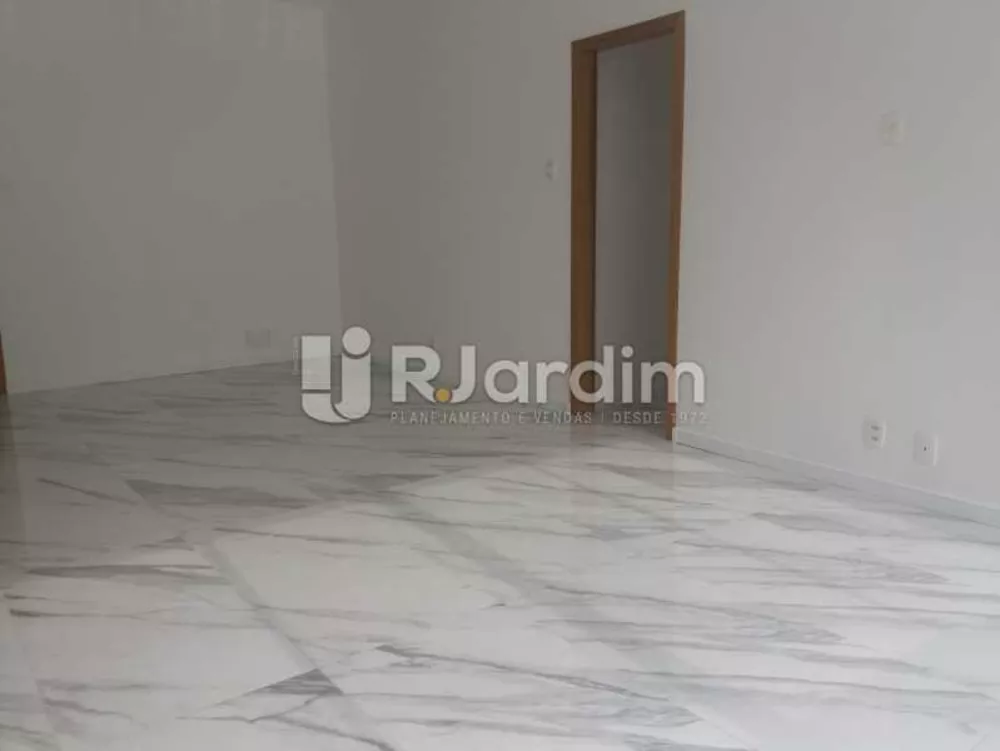 Apartamento, 3 quartos, 100 m² - Foto 2