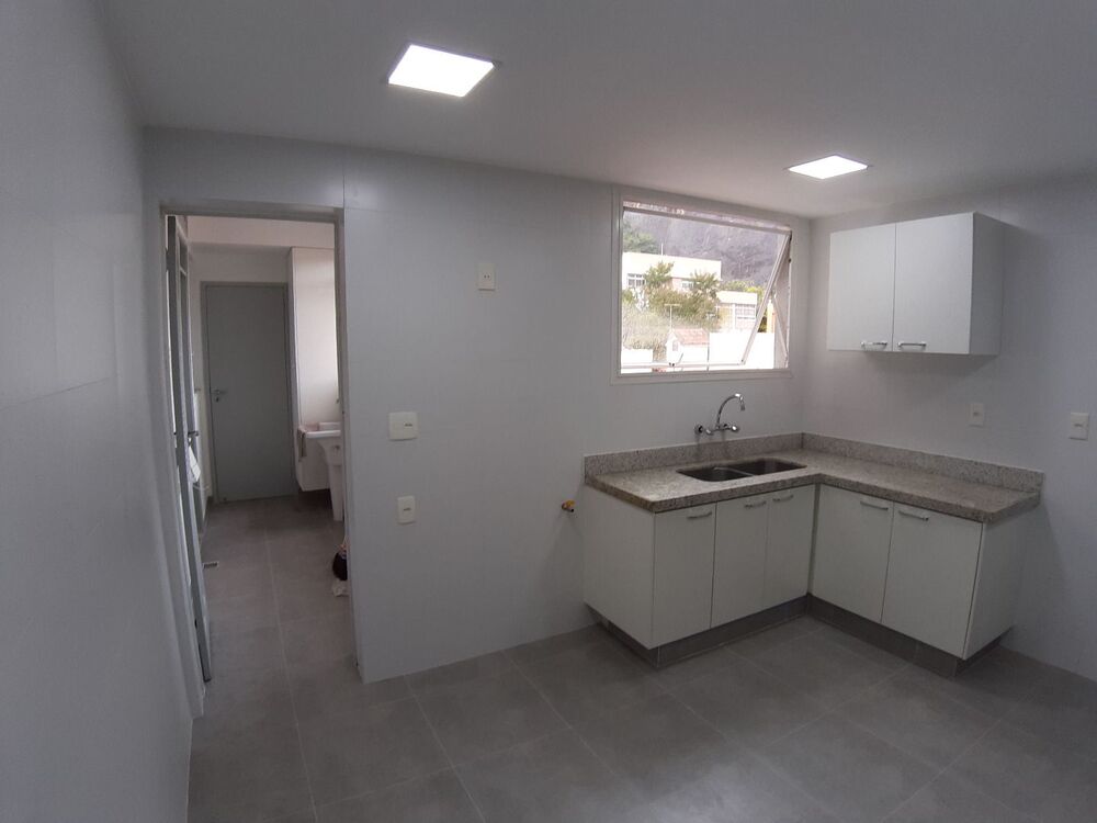 Apartamento à venda com 4 quartos, 177m² - Foto 4