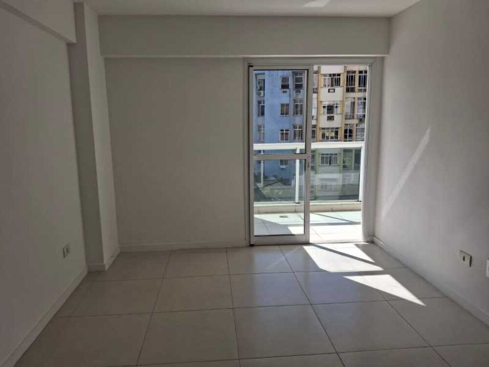 Apartamento à venda com 3 quartos, 87m² - Foto 3