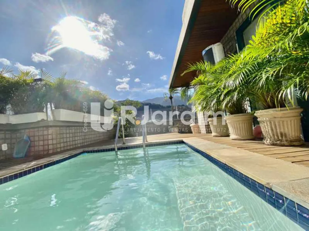 Cobertura, 3 quartos, 162 m² - Foto 1