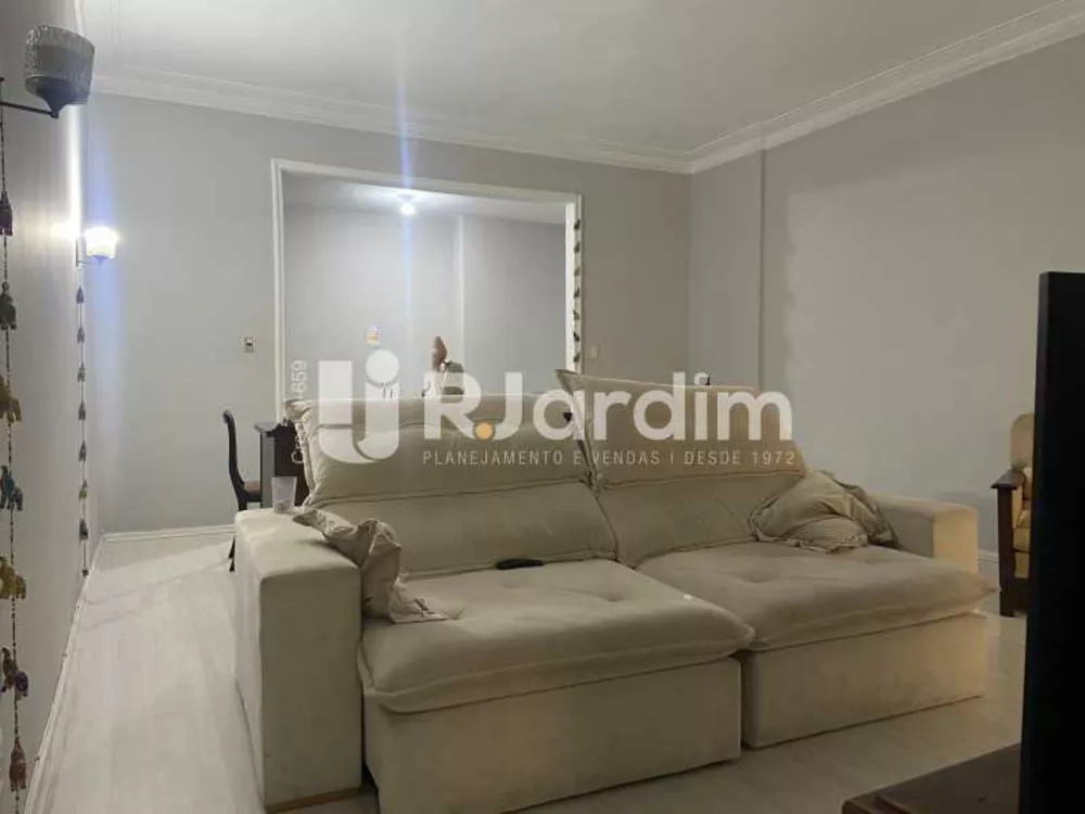 Apartamento, 3 quartos, 120 m² - Foto 2