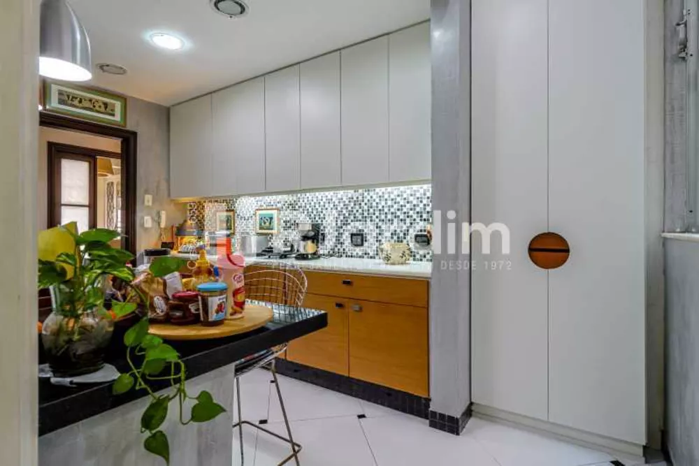 Apartamento, 4 quartos, 197 m² - Foto 13