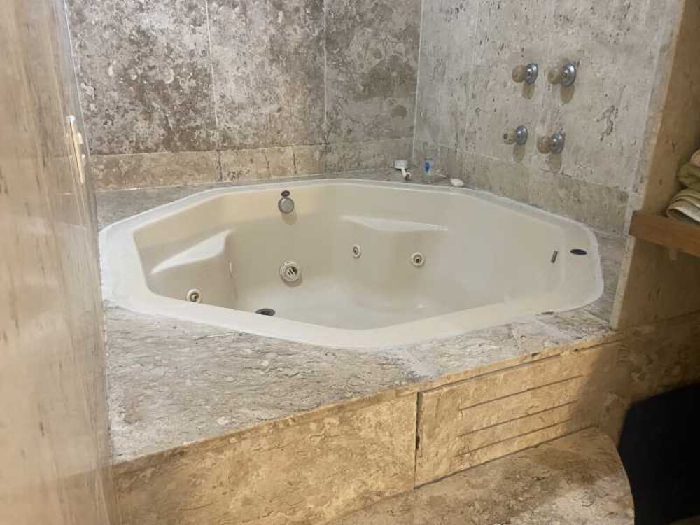 Apartamento à venda com 4 quartos, 250m² - Foto 3