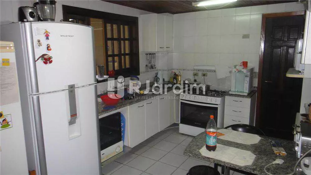 Casa, 3 quartos, 250 m² - Foto 5