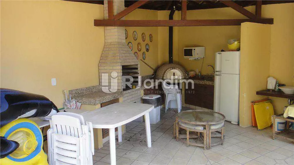 Casa, 3 quartos, 250 m² - Foto 4