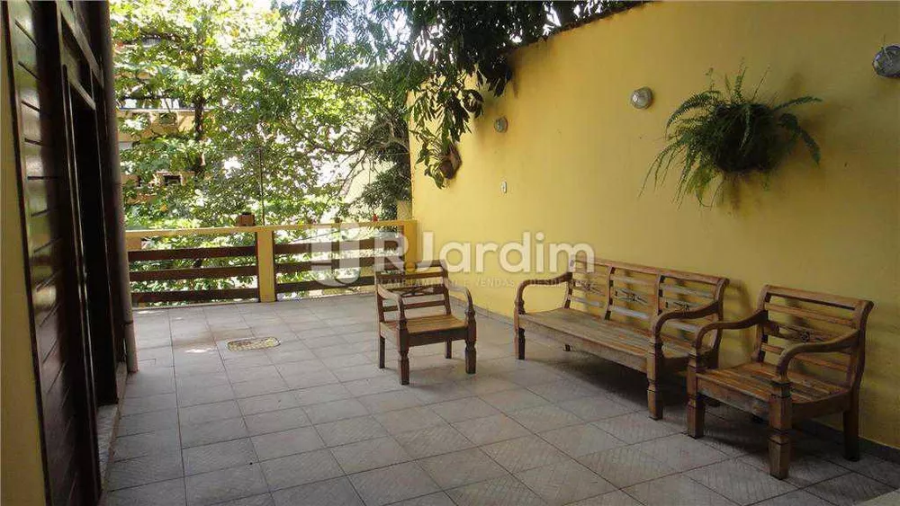 Casa, 3 quartos, 250 m² - Foto 3