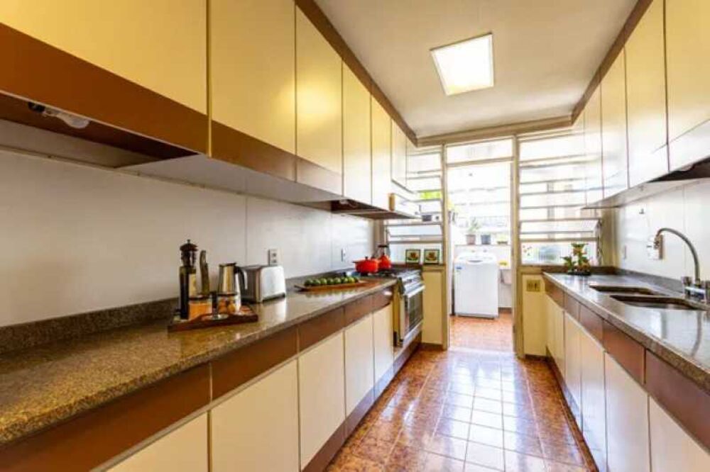 Apartamento à venda com 4 quartos, 184m² - Foto 3