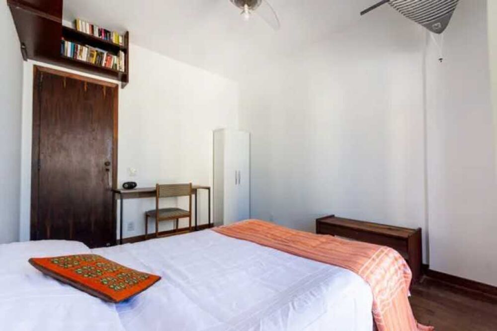 Apartamento à venda com 4 quartos, 184m² - Foto 1