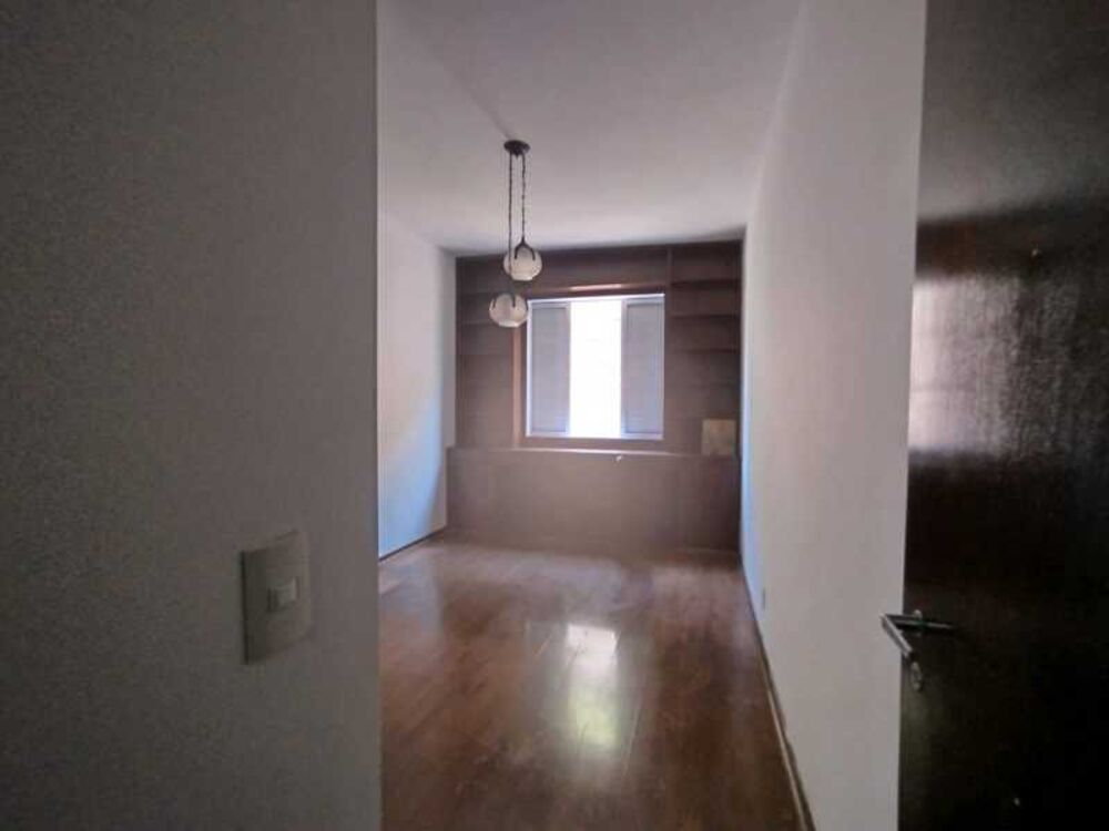 Apartamento à venda com 4 quartos, 280m² - Foto 2