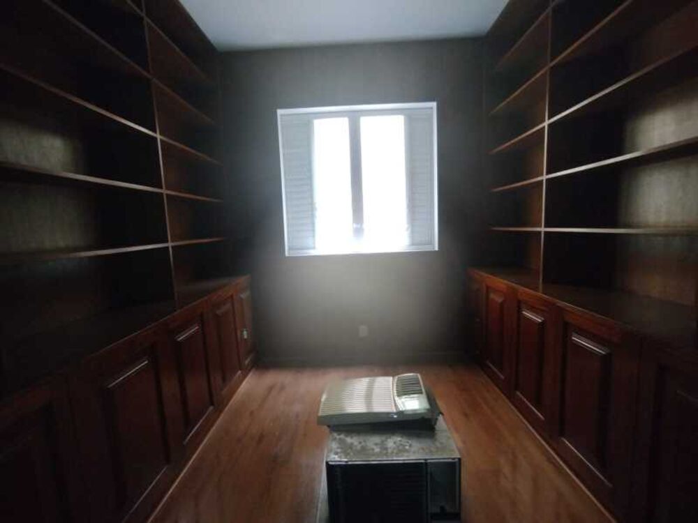 Apartamento à venda com 4 quartos, 280m² - Foto 4