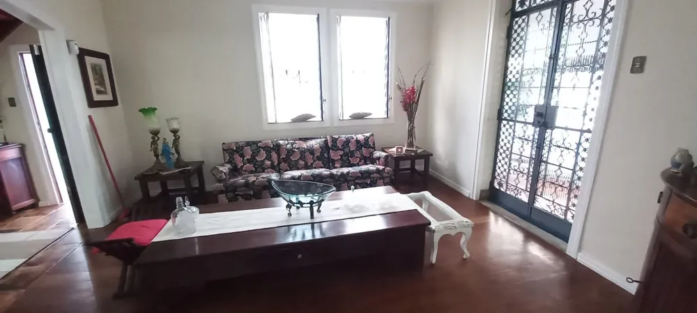 Casa, 4 quartos, 251 m² - Foto 1