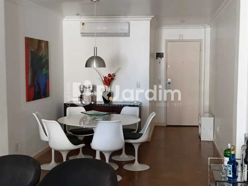 Apartamento, 3 quartos, 130 m² - Foto 1