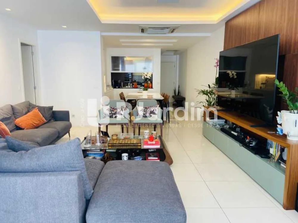 Apartamento, 3 quartos, 120 m² - Foto 2