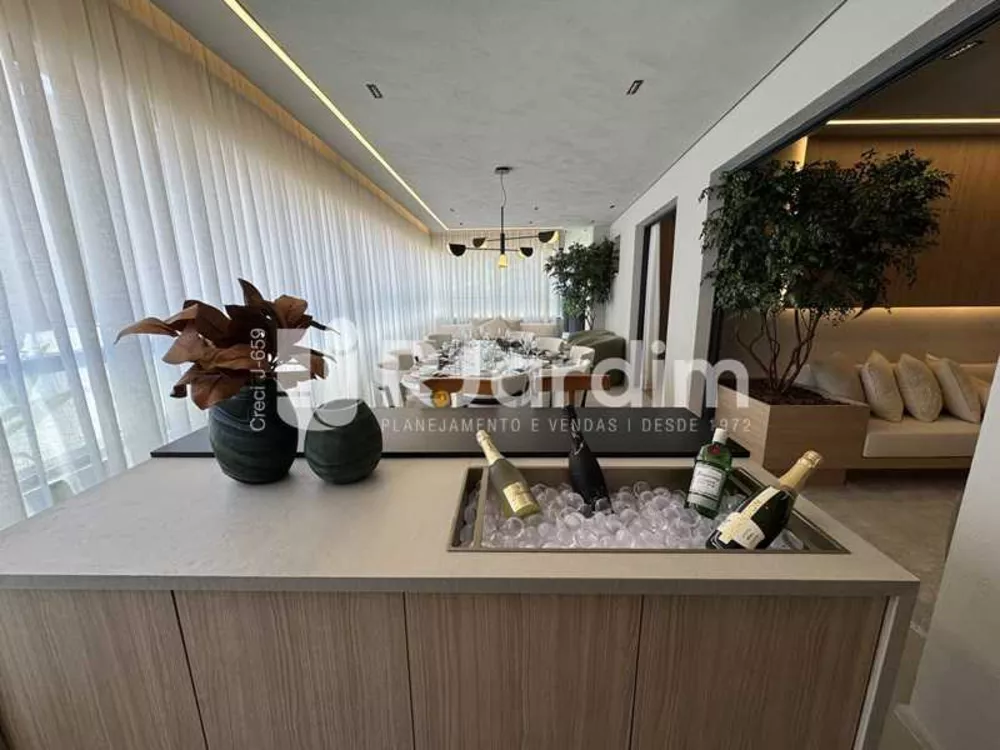 Apartamento, 3 quartos, 120 m² - Foto 1