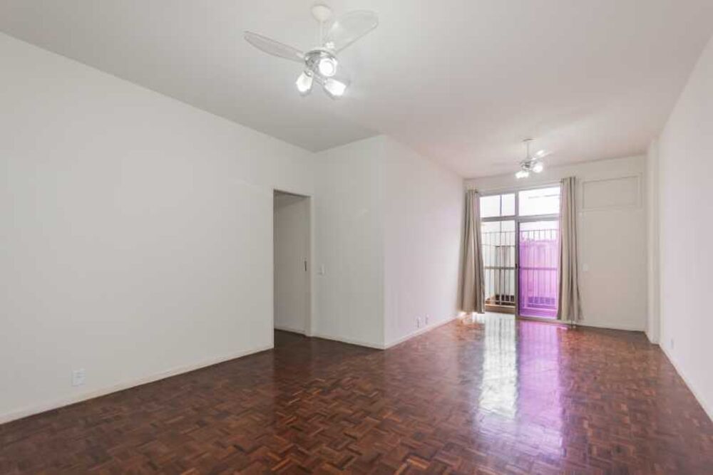 Apartamento à venda com 3 quartos, 103m² - Foto 1