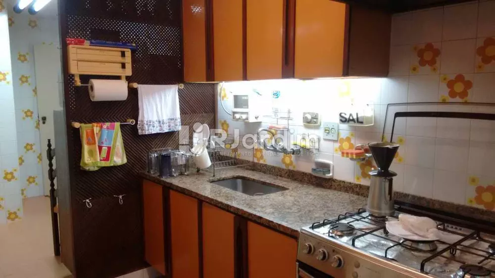 Apartamento, 3 quartos, 160 m² - Foto 1