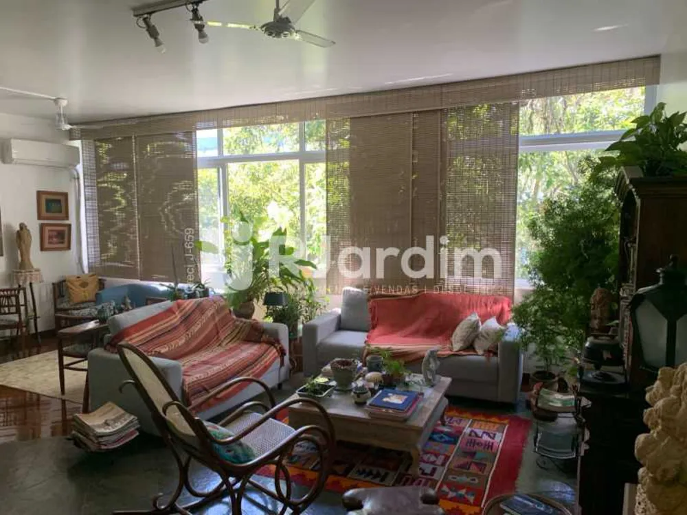 Apartamento, 3 quartos, 137 m² - Foto 1