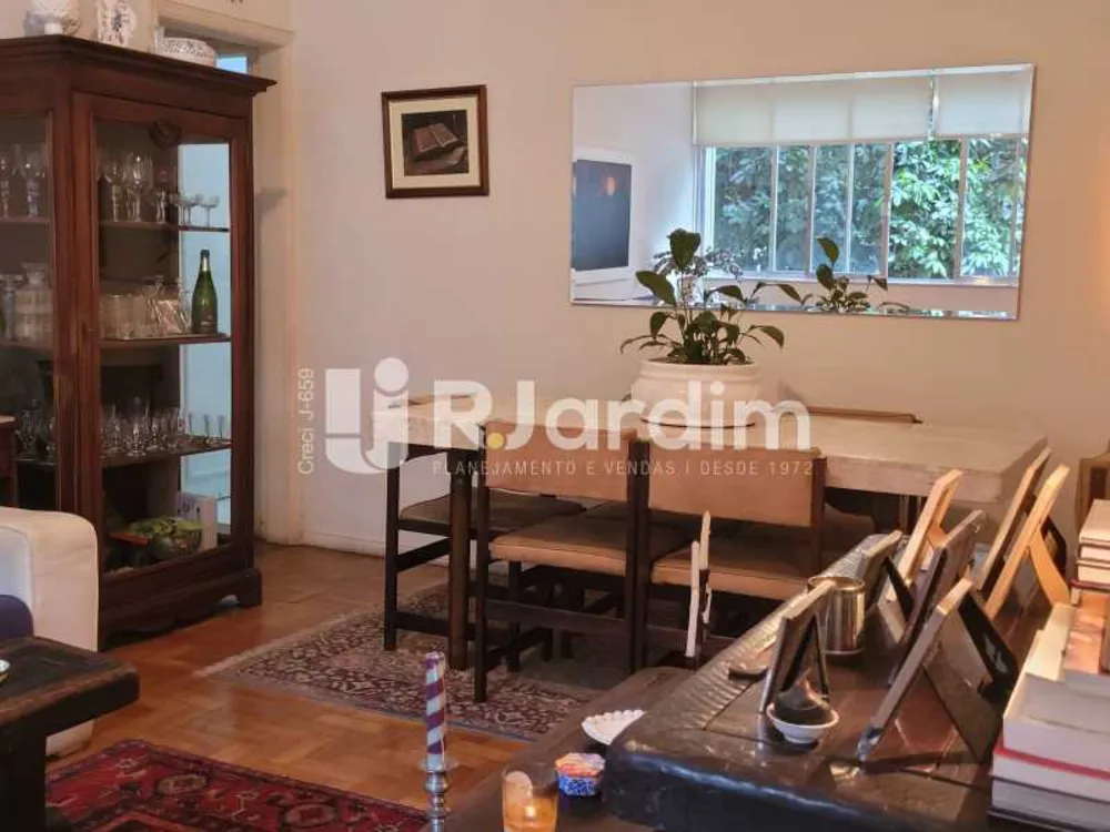 Apartamento, 3 quartos, 100 m² - Foto 1