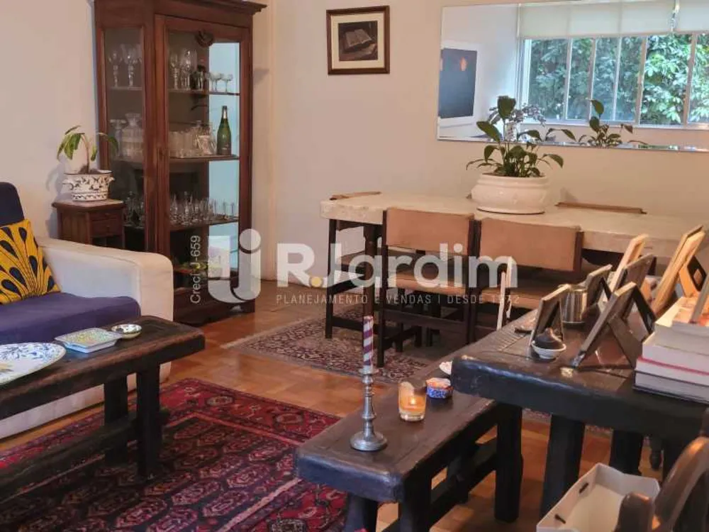 Apartamento, 3 quartos, 100 m² - Foto 2