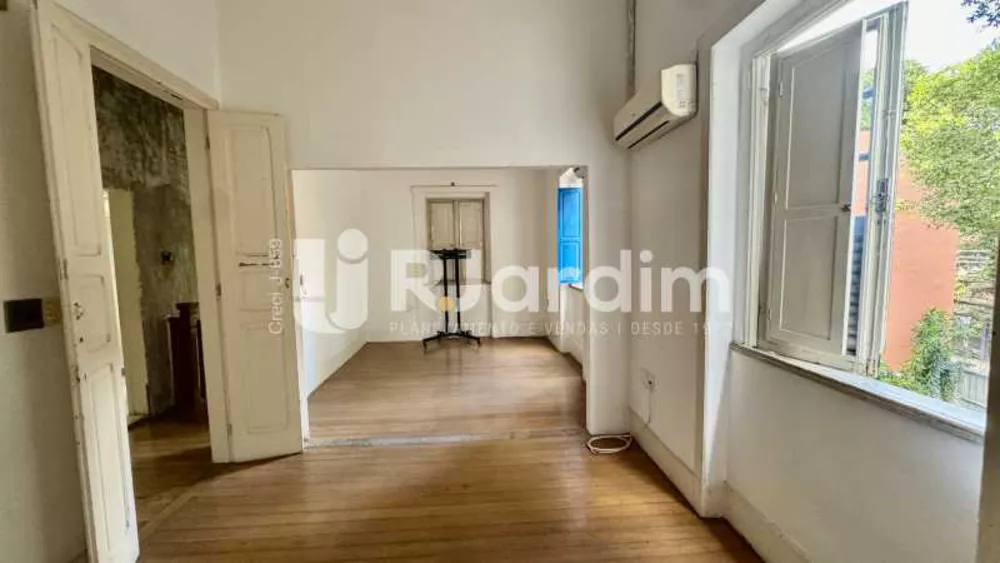 Casa, 5 quartos, 260 m² - Foto 12
