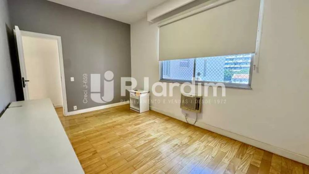 Apartamento, 3 quartos, 200 m² - Foto 1