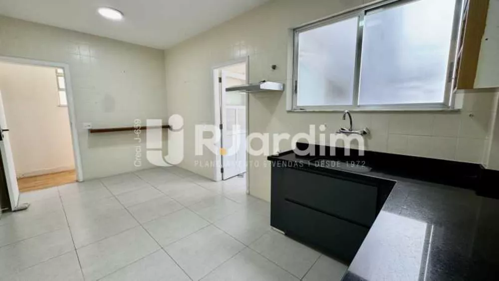 Apartamento, 3 quartos, 200 m² - Foto 29