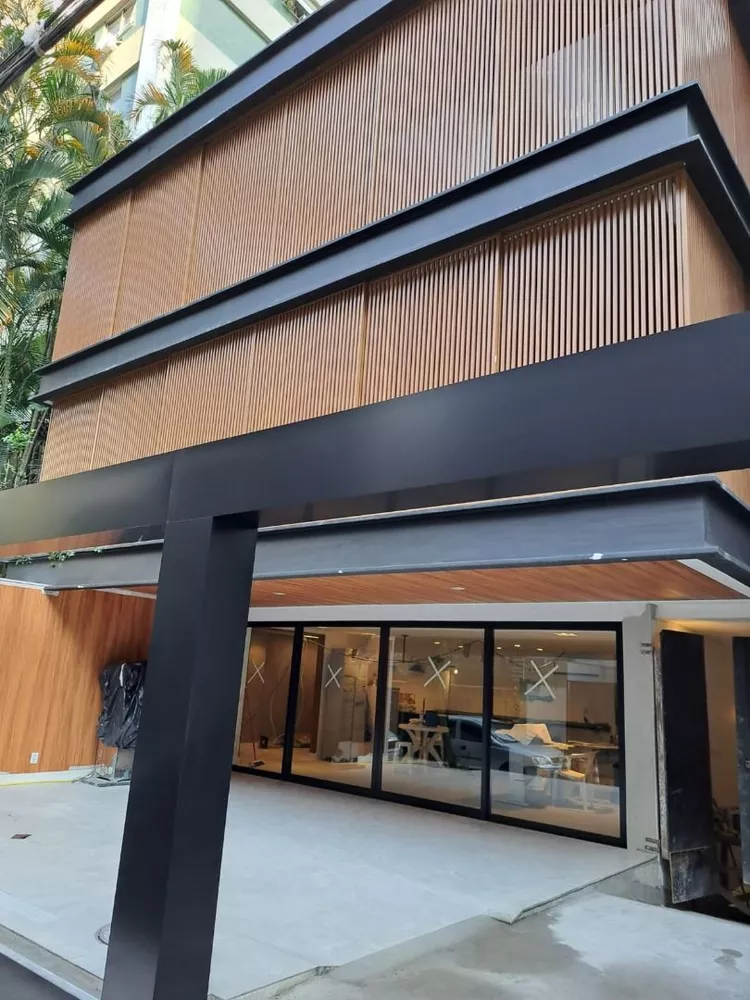 Apartamento, 3 quartos, 146 m² - Foto 1