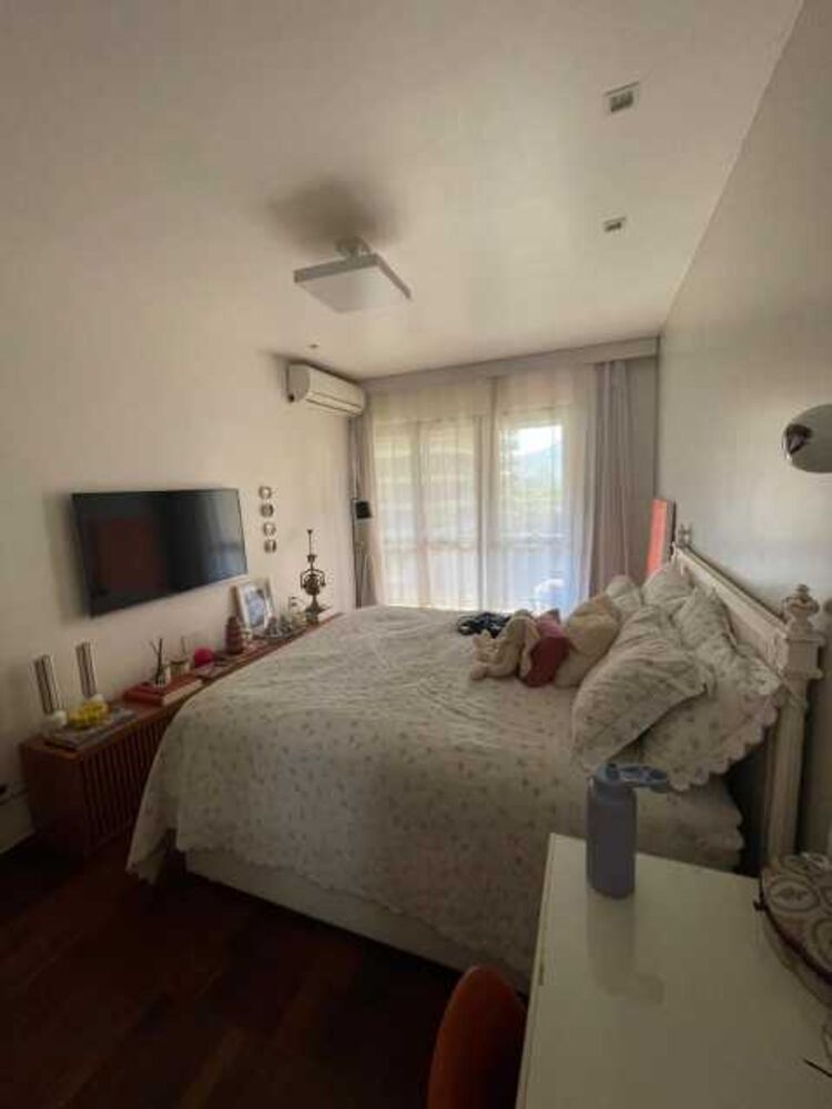Apartamento à venda com 4 quartos, 219m² - Foto 6