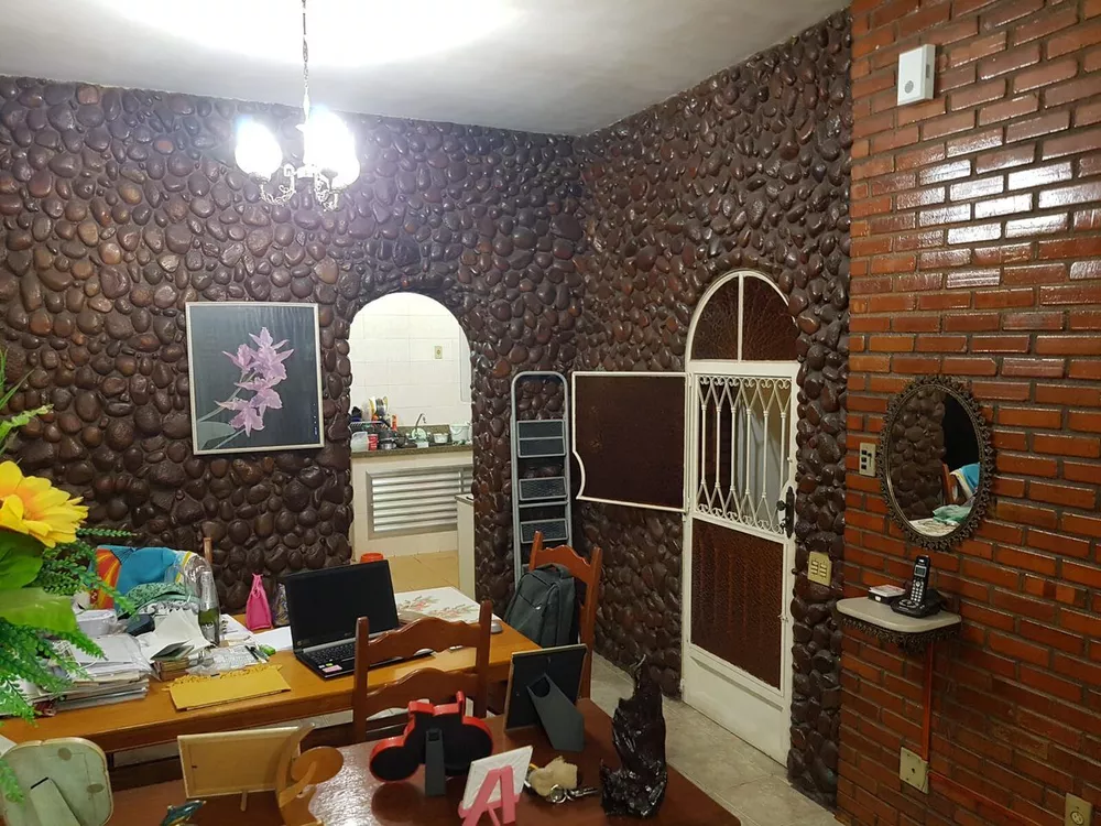 Casa, 5 quartos, 268 m² - Foto 1
