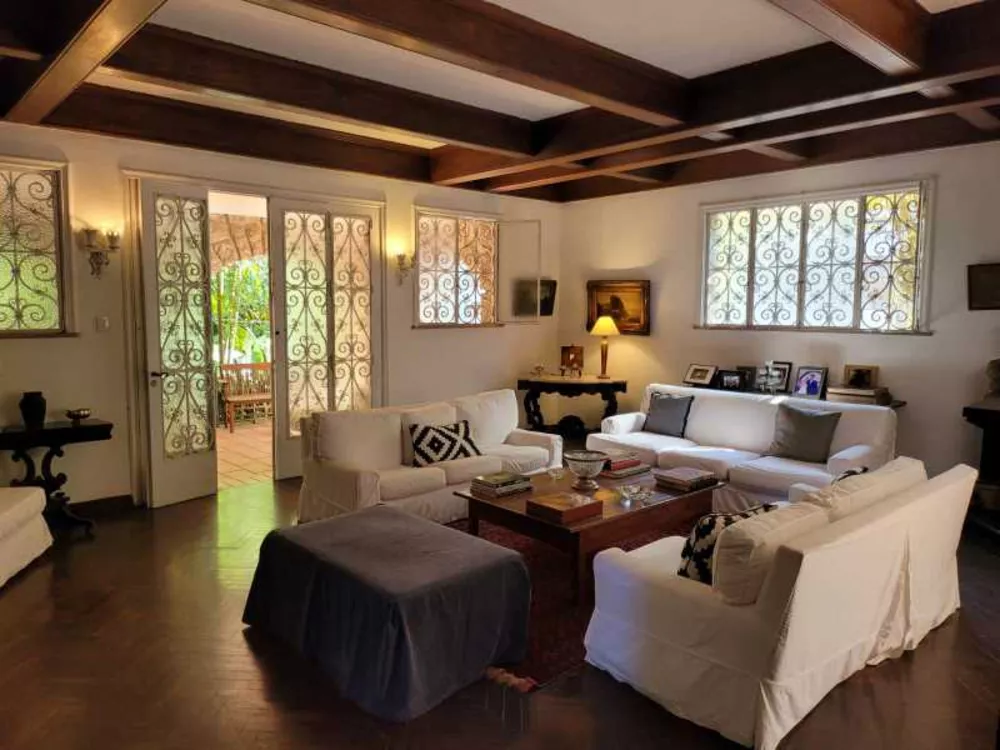 Casa, 7 quartos, 825 m² - Foto 1