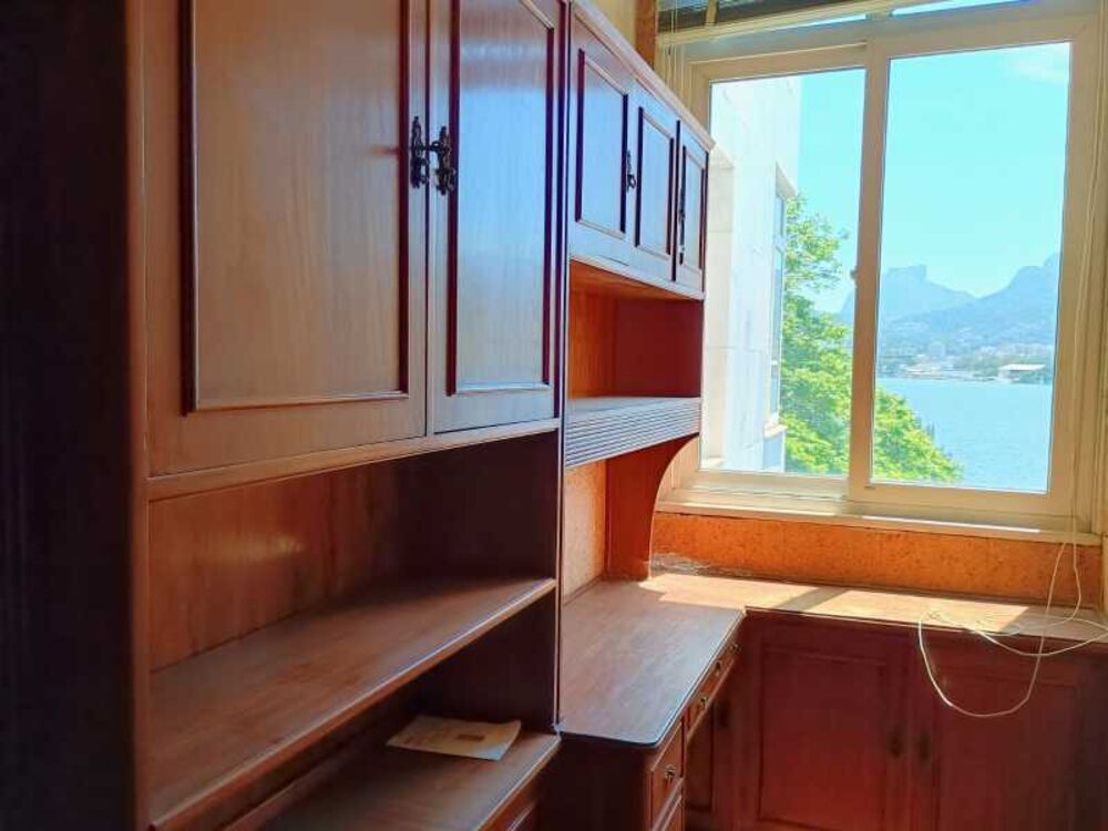 Apartamento à venda com 4 quartos, 223m² - Foto 4