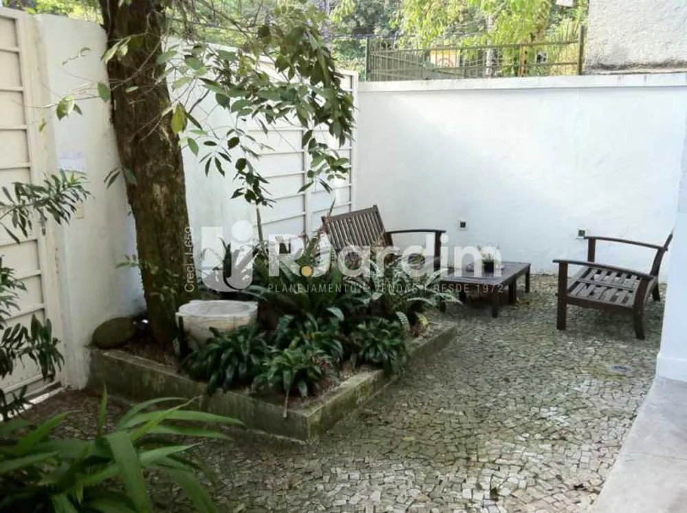 Casa, 3 quartos, 258 m² - Foto 17