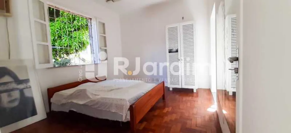 Casa, 3 quartos, 258 m² - Foto 2