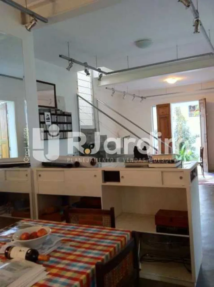 Casa, 3 quartos, 258 m² - Foto 5