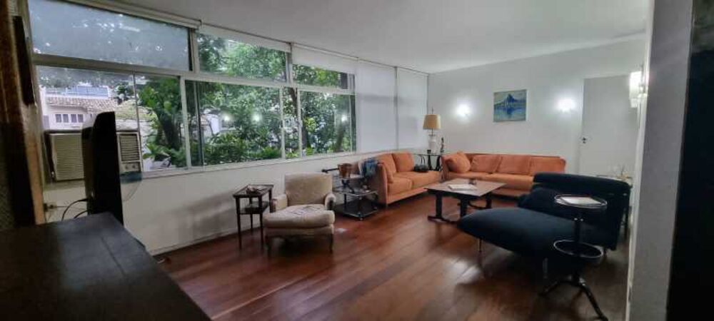 Apartamento para alugar com 3 quartos, 130m² - Foto 1