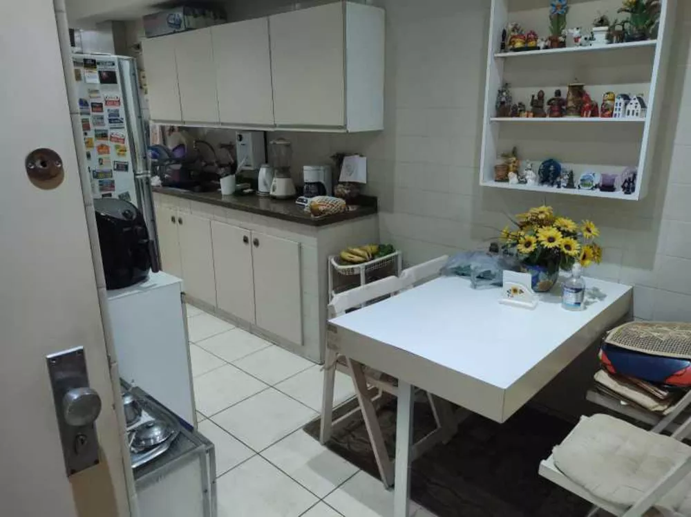 Apartamento, 3 quartos, 145 m² - Foto 2
