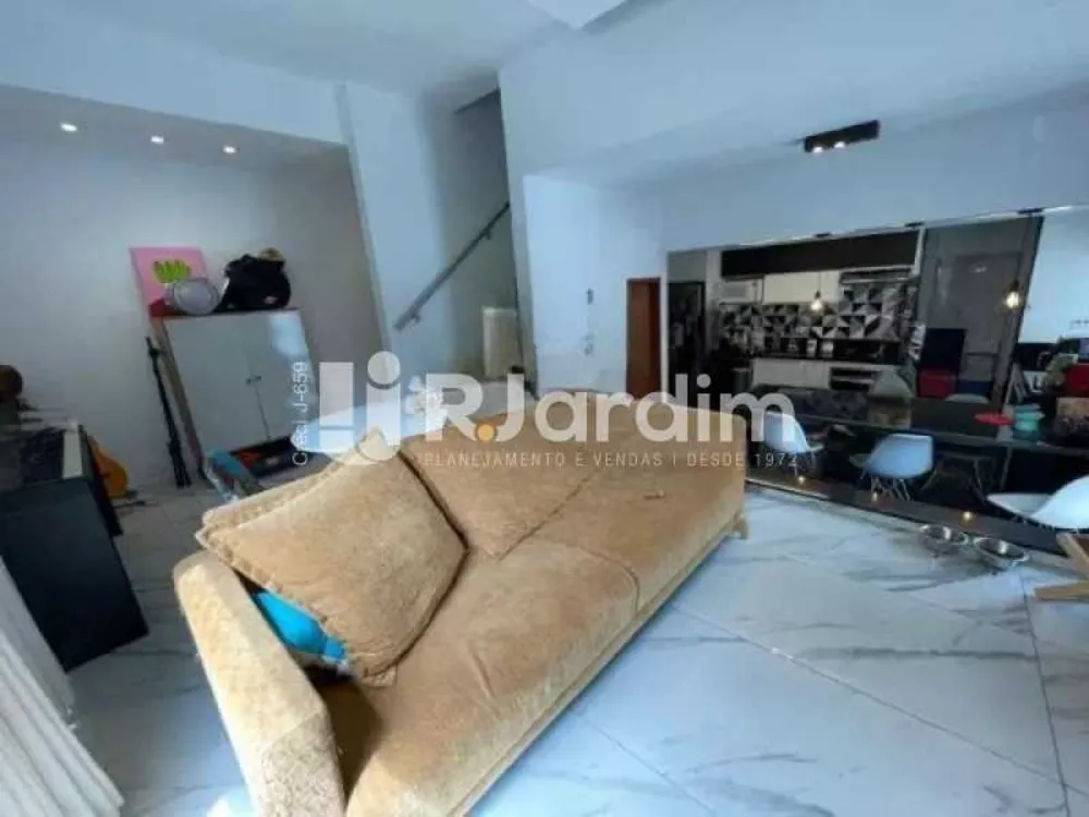 Apartamento, 3 quartos, 100 m² - Foto 2