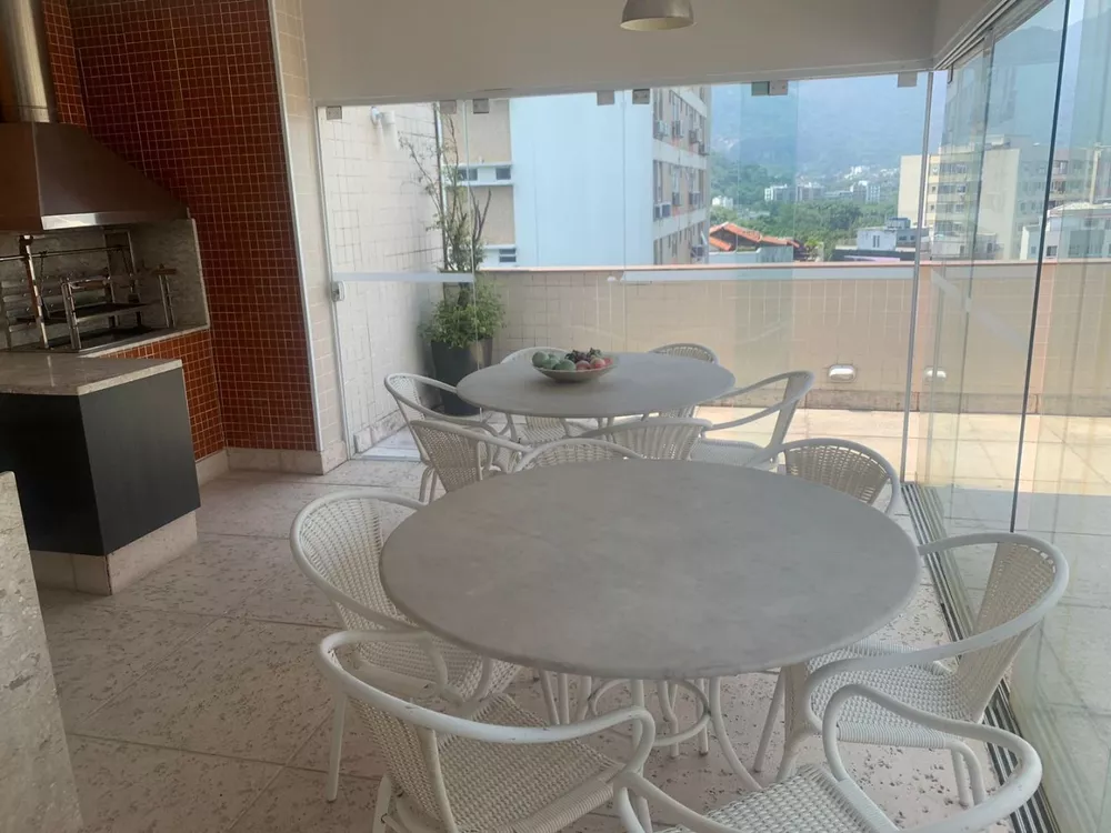 Cobertura, 3 quartos, 166 m² - Foto 2