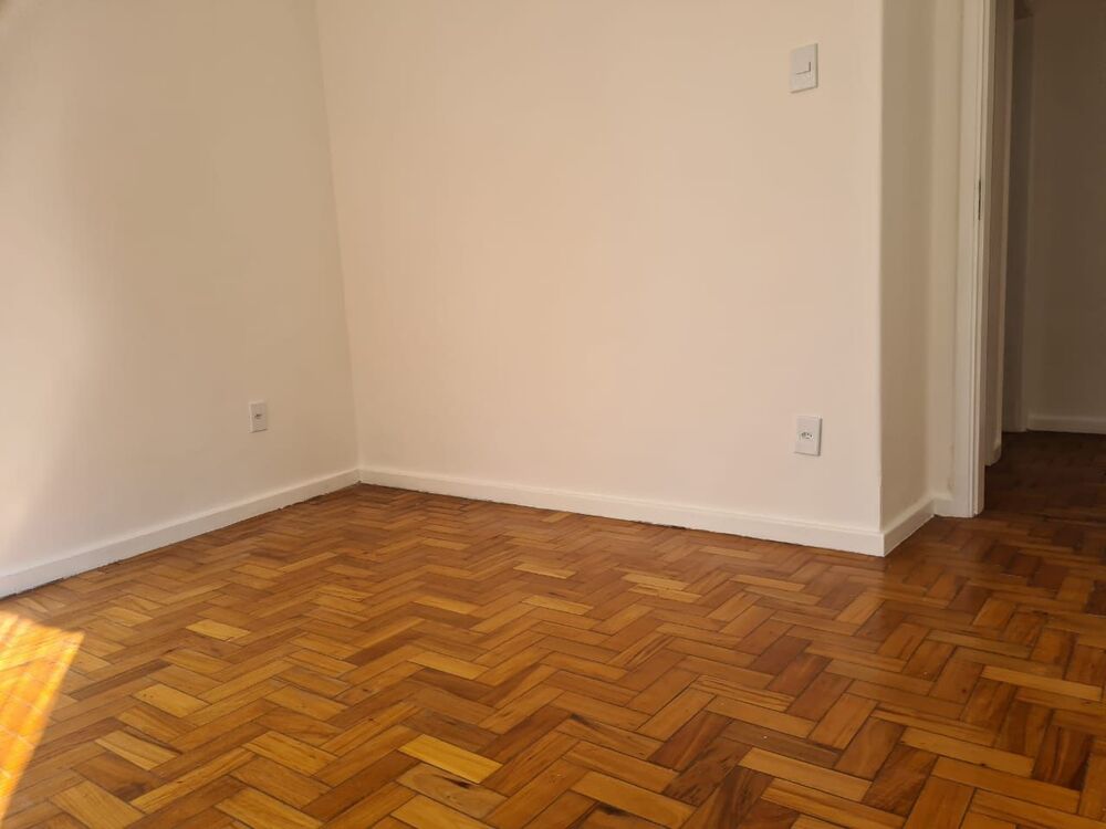 Apartamento à venda com 2 quartos, 72m² - Foto 3
