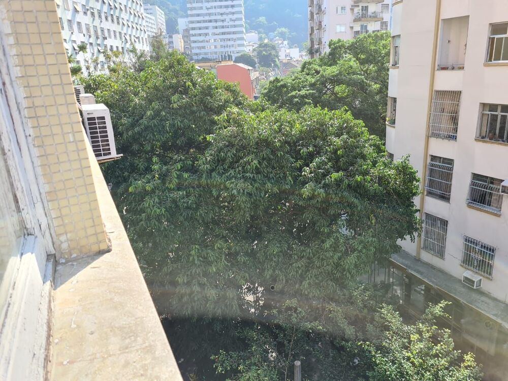Apartamento à venda com 2 quartos, 72m² - Foto 5