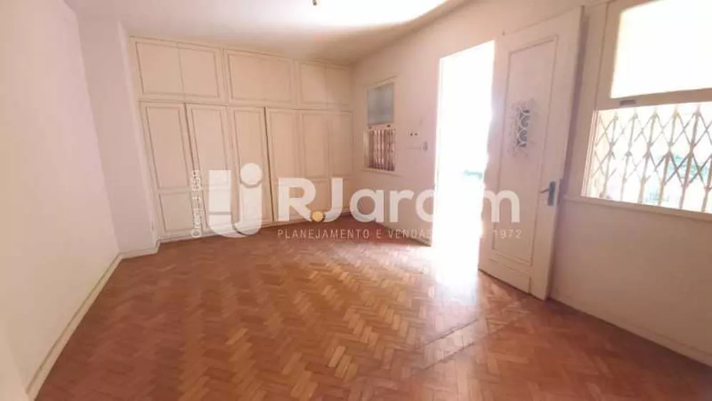 Casa, 6 quartos, 480 m² - Foto 2