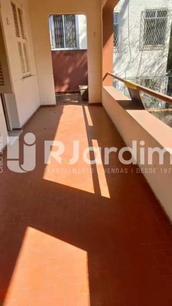 Casa, 6 quartos, 480 m² - Foto 1