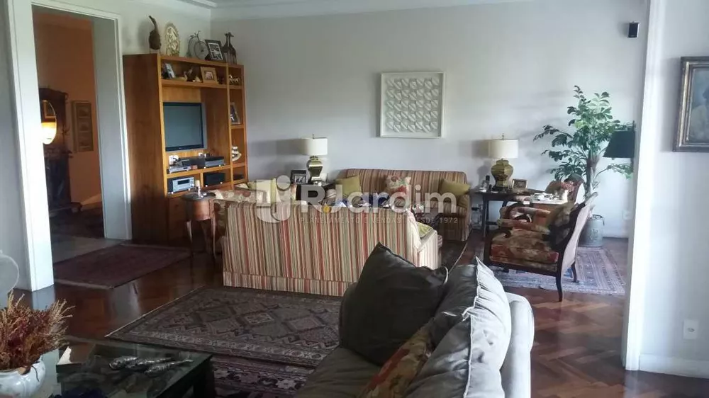 Apartamento, 3 quartos, 251 m² - Foto 5