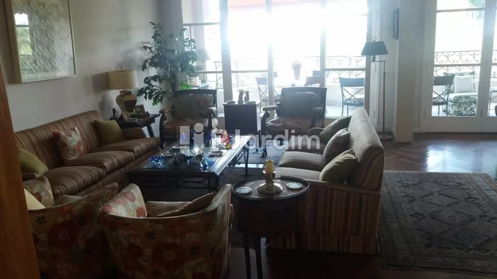 Apartamento, 3 quartos, 251 m² - Foto 4