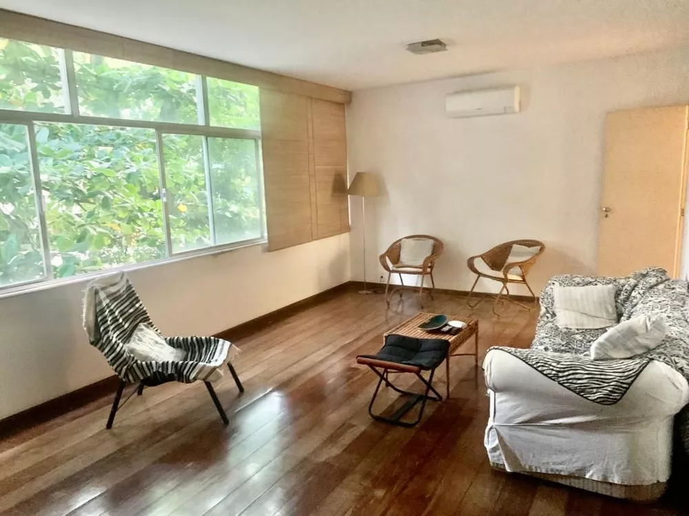 Apartamento, 3 quartos, 130 m² - Foto 1