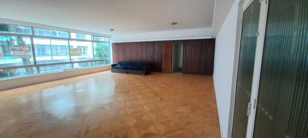 Apartamento à venda com 3 quartos, 220m² - Foto 3